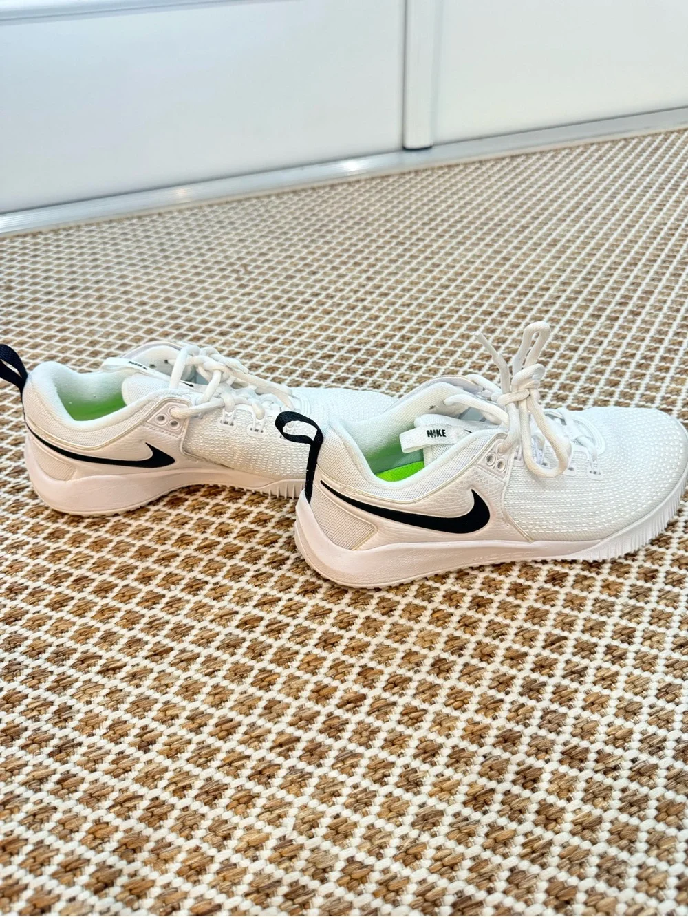 Nike White Athletic Running Shoes